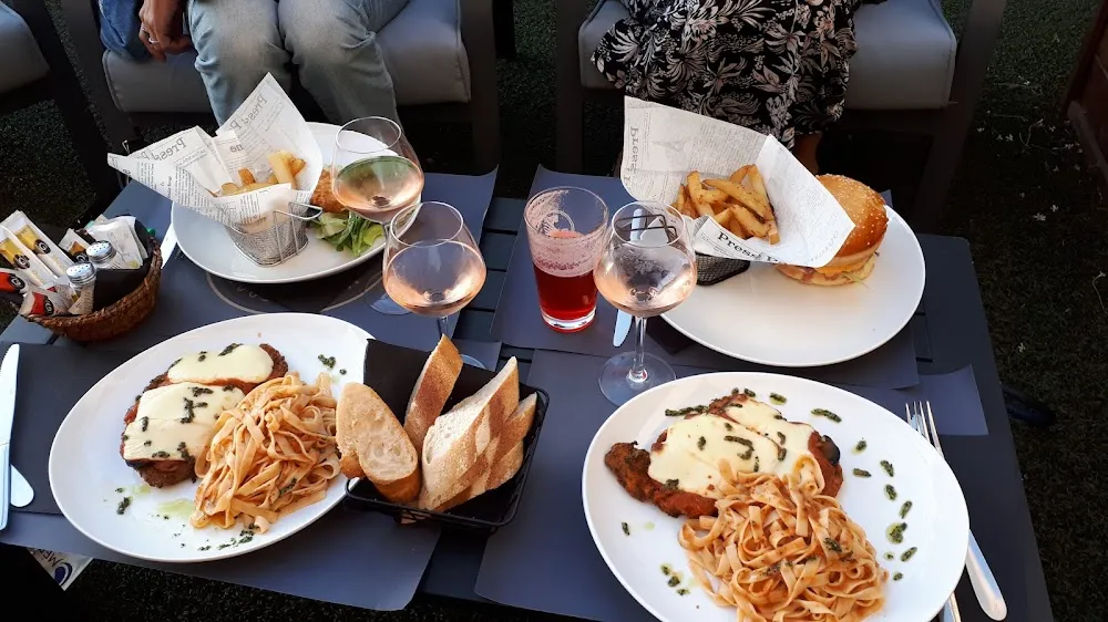 Escalope Parmigiana Avec Des Tagatelles